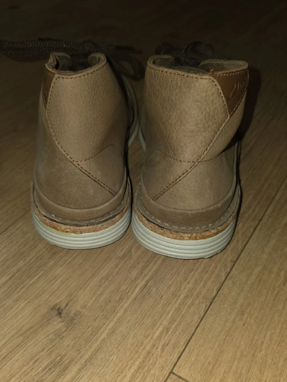 Clarks Bruno Top Men's Taupe Nubuck Chukka Boot Lace-Up NWT Size 8